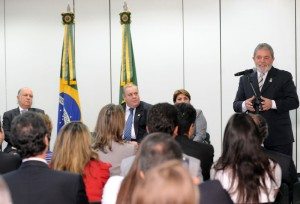 O Brasil não quer a lei da palmada, Sr. Presidente!