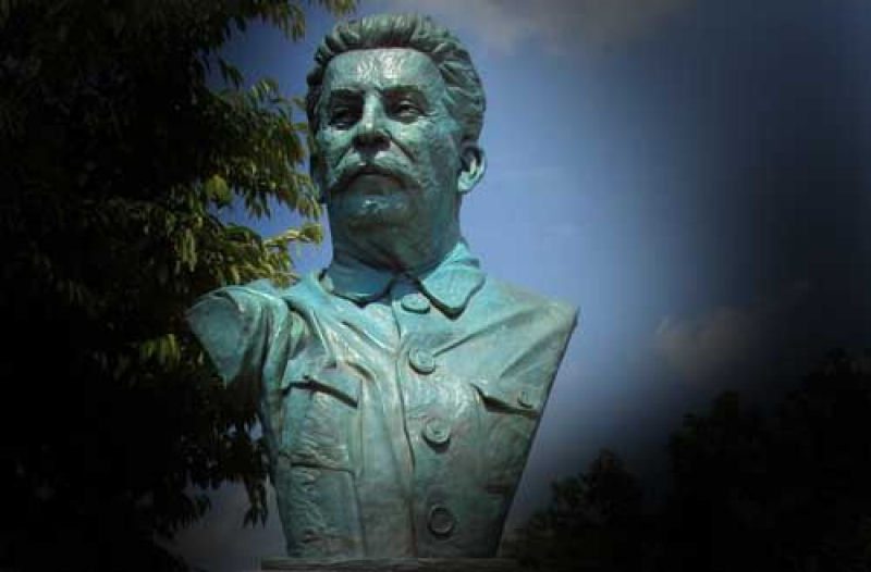 Busto de Stalin em Memorial de guerra na Virginia causa indignação