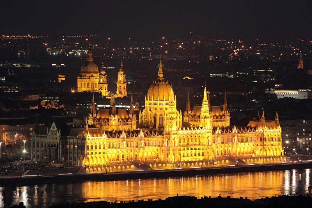 HUNGRIA: Vitória conservadora