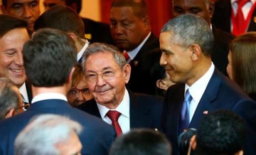 Panamá – Cuba: Cumbre de la verguenza y del absurdo