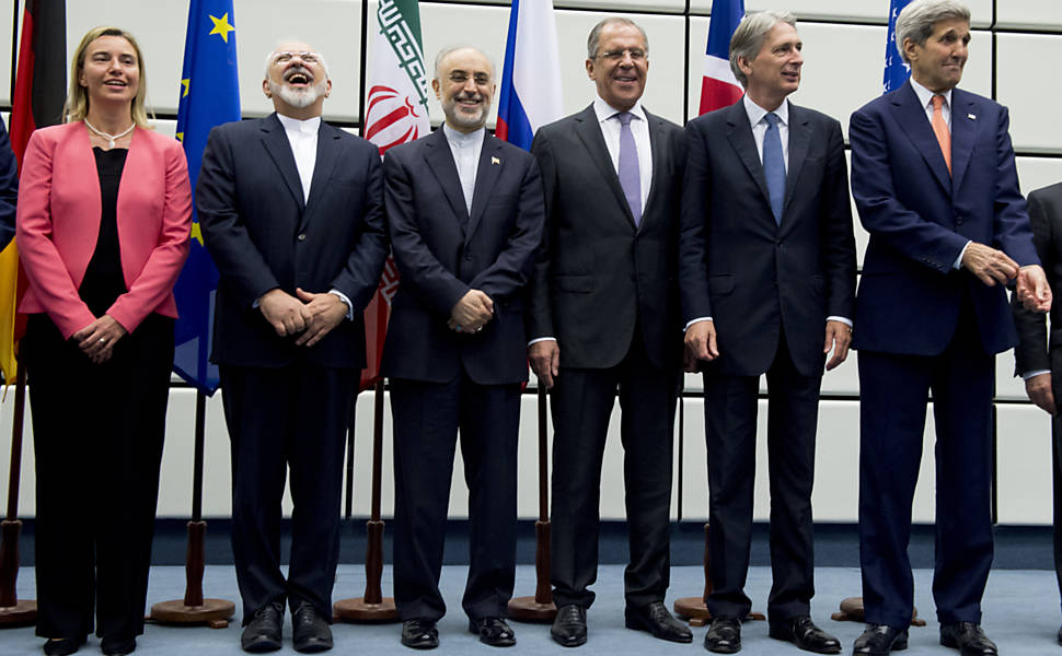 Acordo nuclear com o Irã, Hitler e os aiatolás