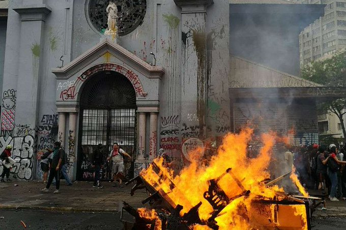Em São Paulo: Procissão em desagravo aos ataques contra as Igrejas no Chile – 25/10 às 14h