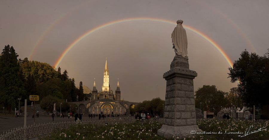 No Dia da Anunciação, o simbólico Arco-Íris surgido em Lourdes