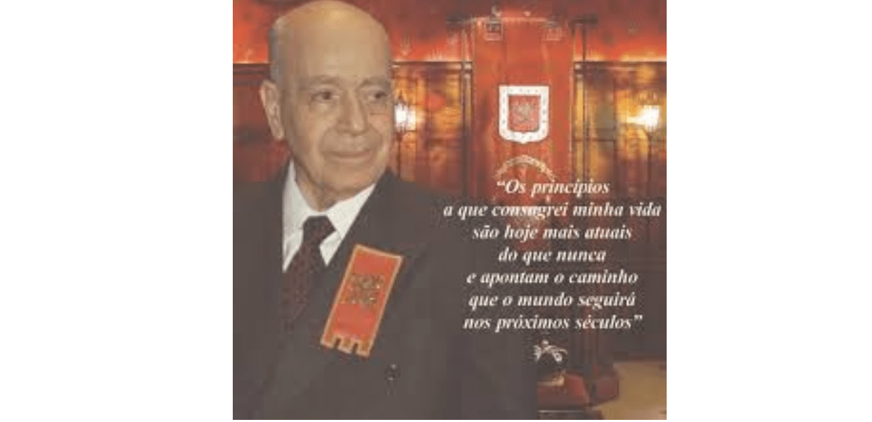 10 frases escolhidas: pensamentos e reflexões do Prof. Plinio Corrêa de Oliveira