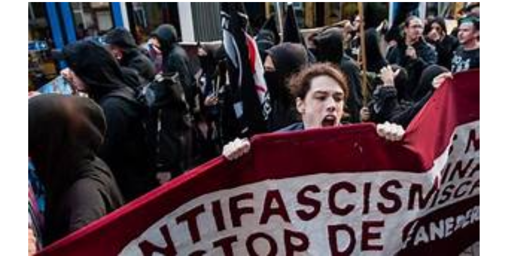 Antifa também usa o jargão da esquerda brasileira: acusação de fascismo