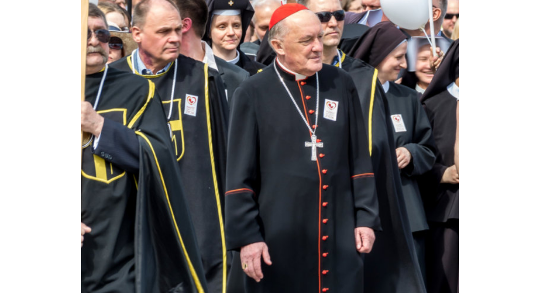 Cardeal polonês expressa preocupações com limitação da missa tridentina